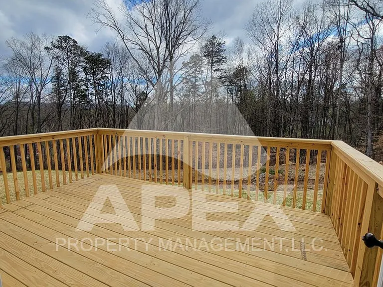 8029 Poplar Grove Ln — Photo 27