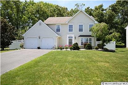 1st image of 644 Loxley Dr