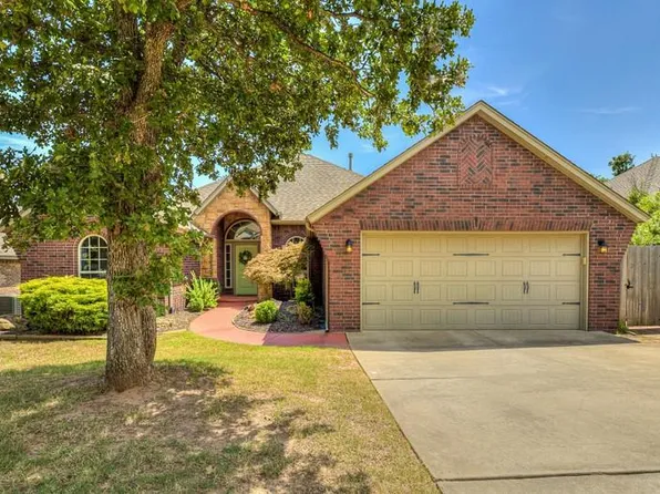 2316 San Marco Ln, Edmond, OK 73034