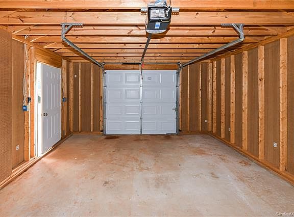 5th image of 7136 Cedarbrook Dr