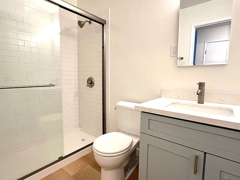 1118 Delaware St #E — Photo 8