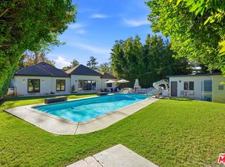 13201 Bloomfield St, Sherman Oaks, CA 91423