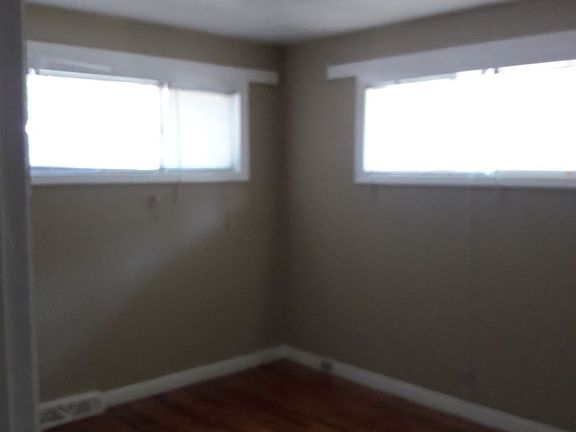 5th image of 530 Blendwood Dr