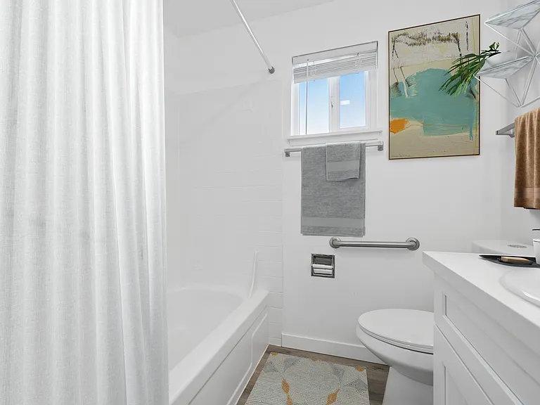 Bathroom Bathroom