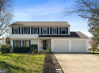 2321 Darius Ln, Reston, VA 20191