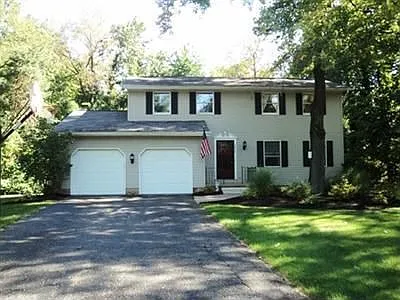 5072 Limerick Ave NW photo 1