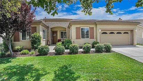 1710 Golden Way #B Photo 1