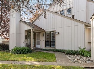 6412 Solitary Ln APT A, Carmichael, CA 95608