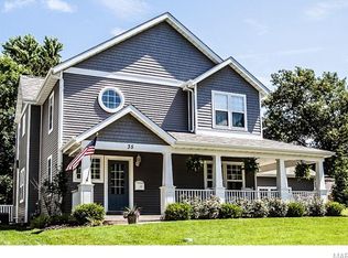 35 Oak Tree Dr, Saint Louis, MO 63119