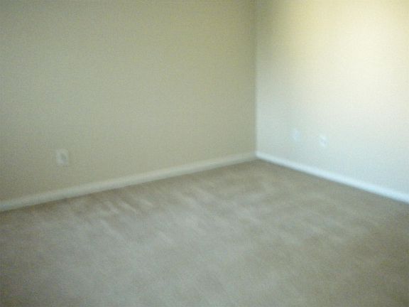 5th image of 1019 Myrtle Ct