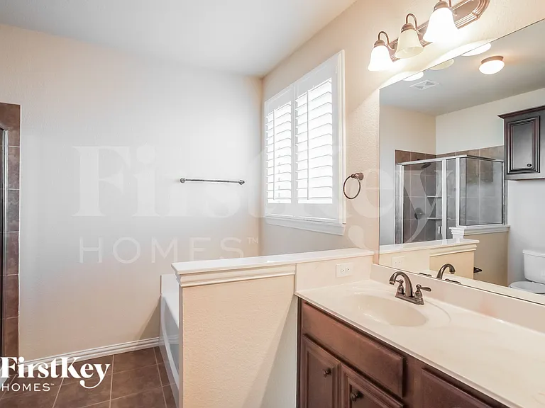1629 Signature Dr — Photo 9