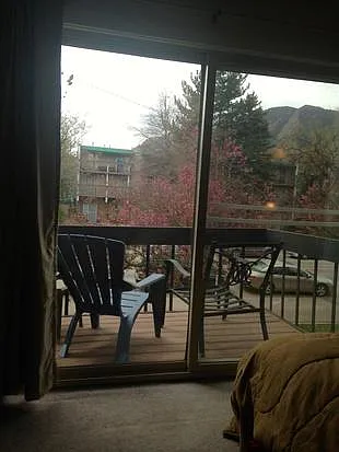 1065 University Ave #208 — Photo 3