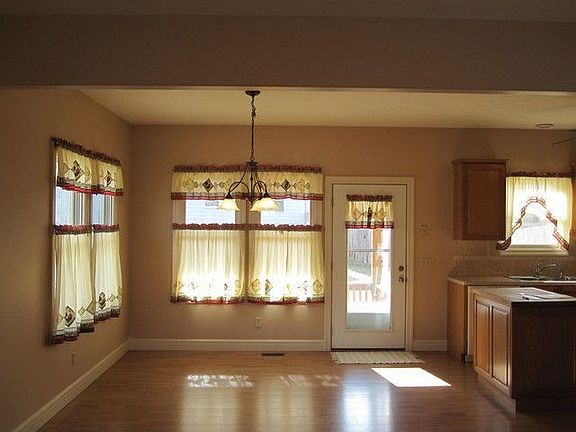 4th image of 2205 Elk Ct