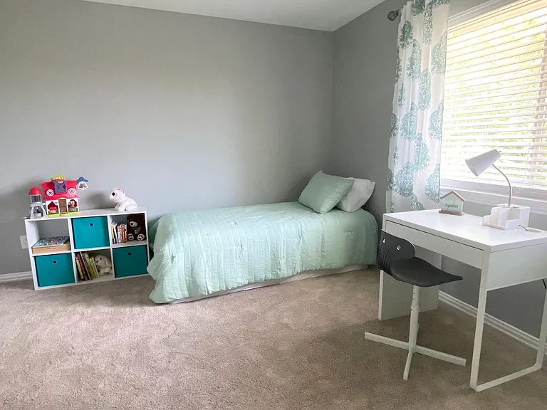2125 Columbia Dr — Photo 28