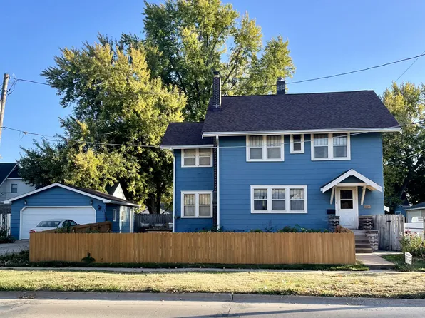 1122 Mamie Eisenhower Ave, Boone, IA 50036