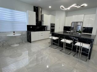 14932 SW 175th St, Miami, FL 33187