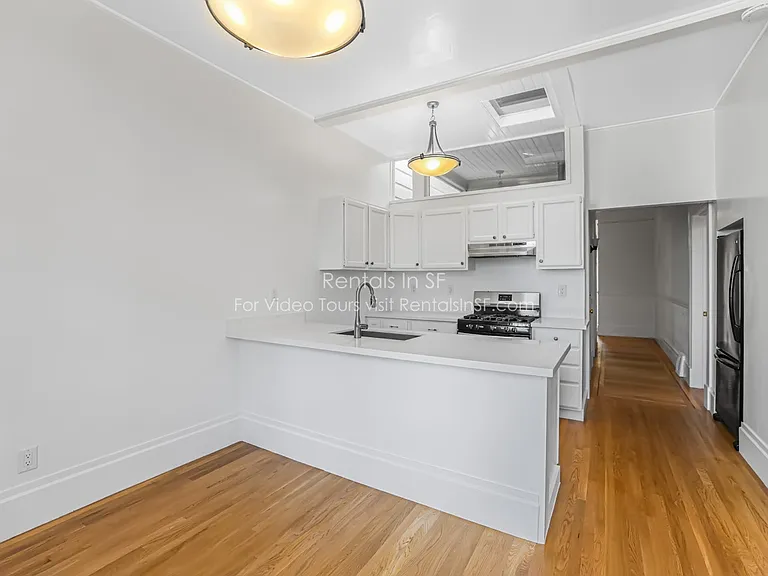 721 Shrader St — Photo 7