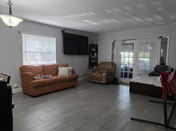 7556 Stirling Road #117, Davie, FL 33024
