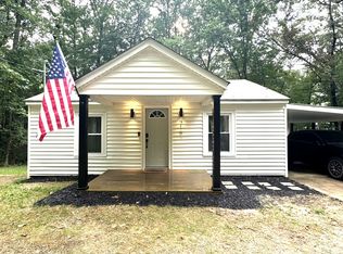 710 3rd St, Paris, TN 38242