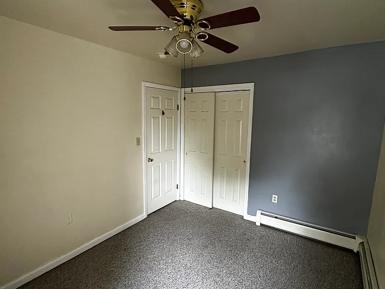 1533 Ross Ave — Photo 8