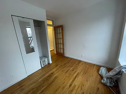 Rented by REAL New York | media 14