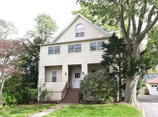 166 White Rd #1, Scarsdale, NY 10583