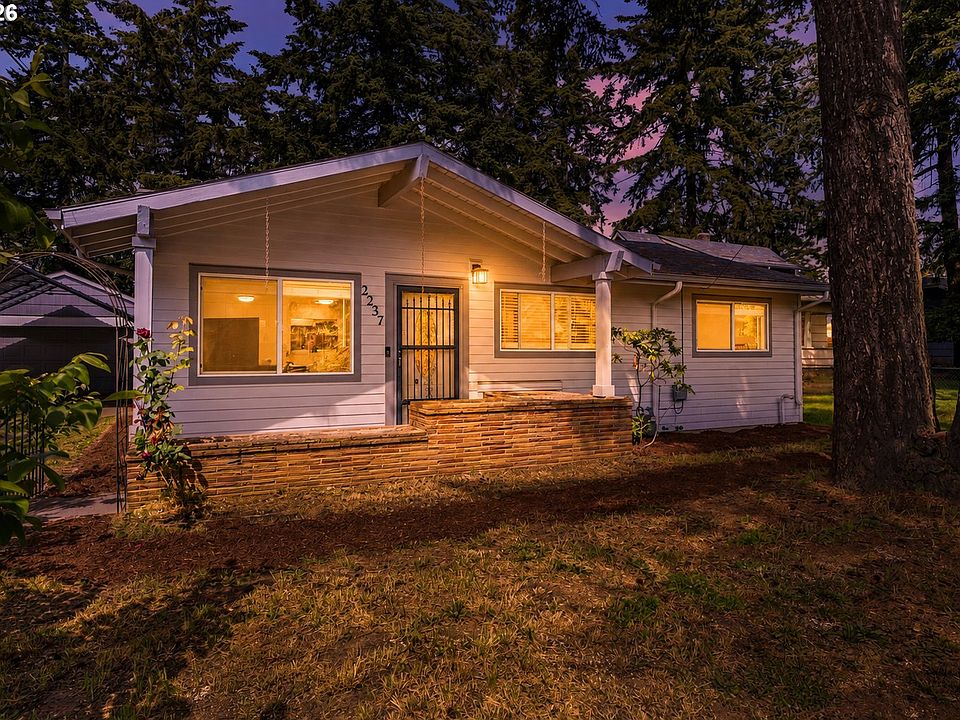 1st image of 2237 SE 139th Ave