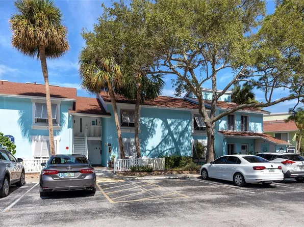 3585 41st Way S Unit F, Saint Petersburg, FL 33711