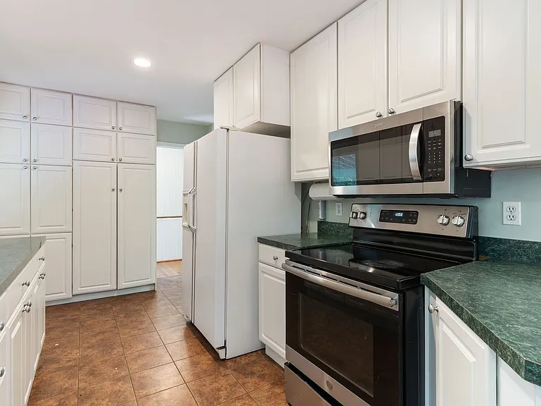 2206 N Taft St — Photo 9