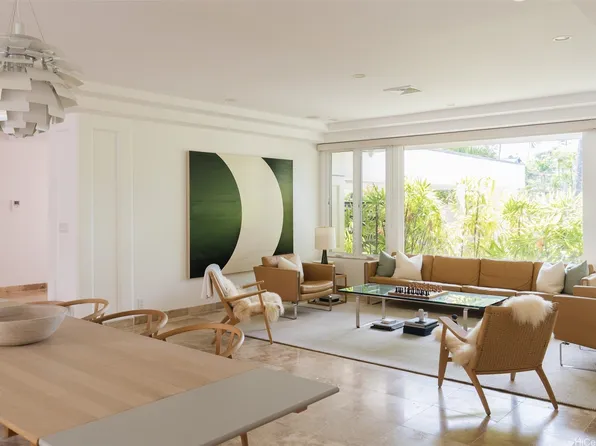 4714 Kahala Ave, Honolulu, HI 96816