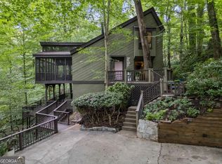 510 Forest Valley Rd, Sandy Springs, GA 30342
