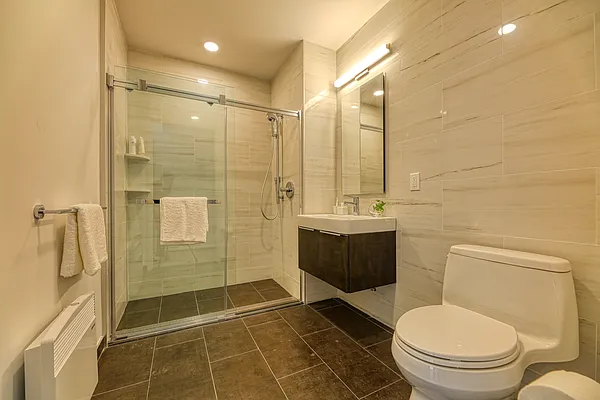 Rented by Sky View Parc Sales LLC | media 8