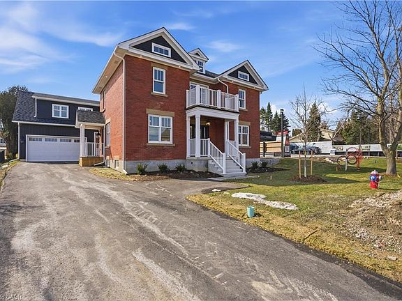 2nd image of 8946 Creditview Rd