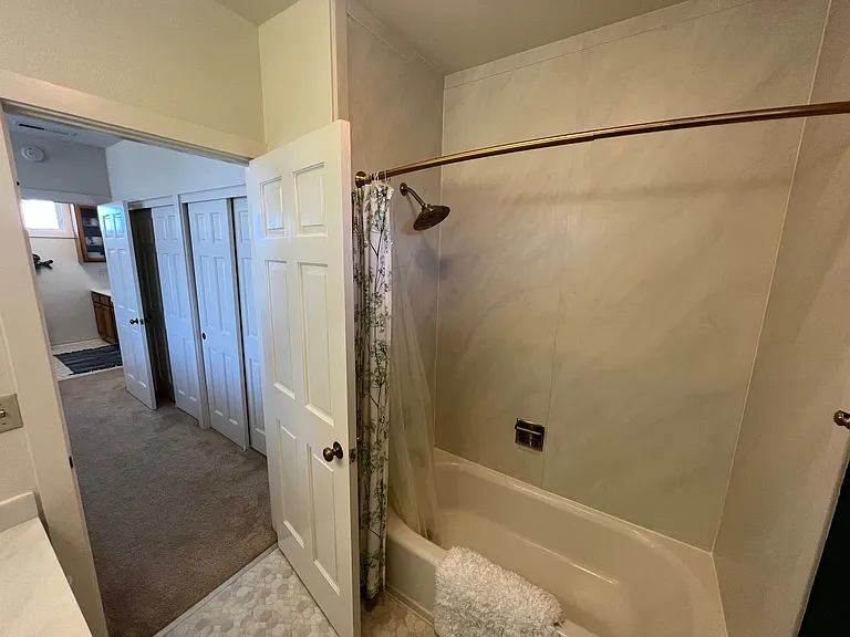 189 Evans Ave — Photo 27