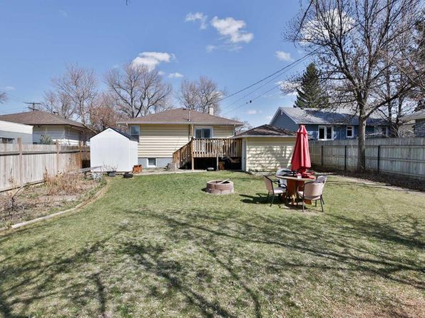 824 E 5th St S, Lethbridge, AB T1J 2C6