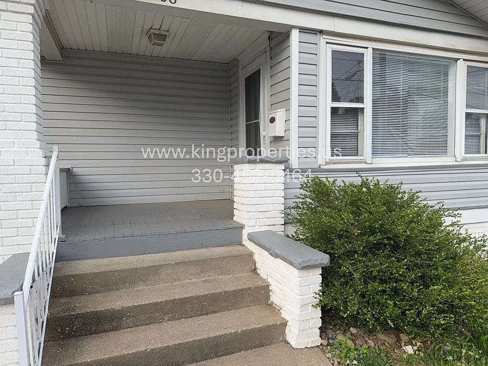1206 15th St NW