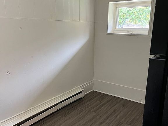 2nd image of 324 E Front St APT 1