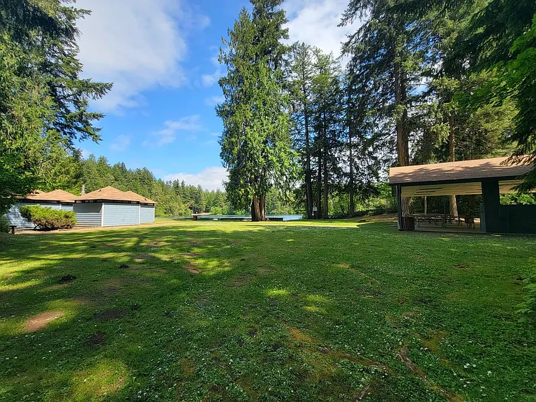 18226 Big Fir Ct SE — Photo 8