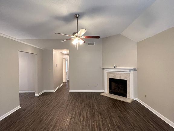 2nd image of 5589 Kayla Dr