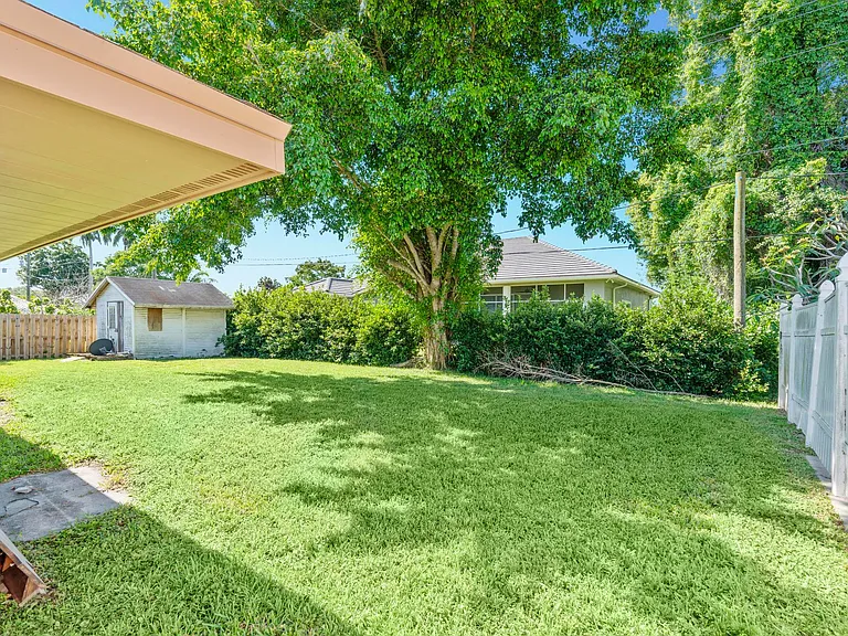 534 E Del Monte Ave — Photo 41