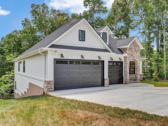 2nd image of 128 Kawatuska Way