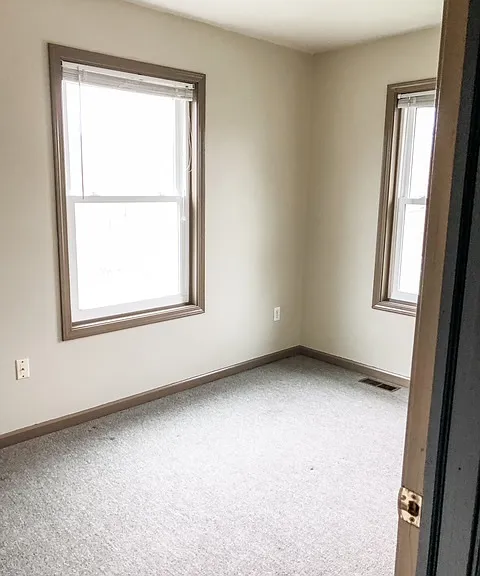 405 Main St — Photo 15