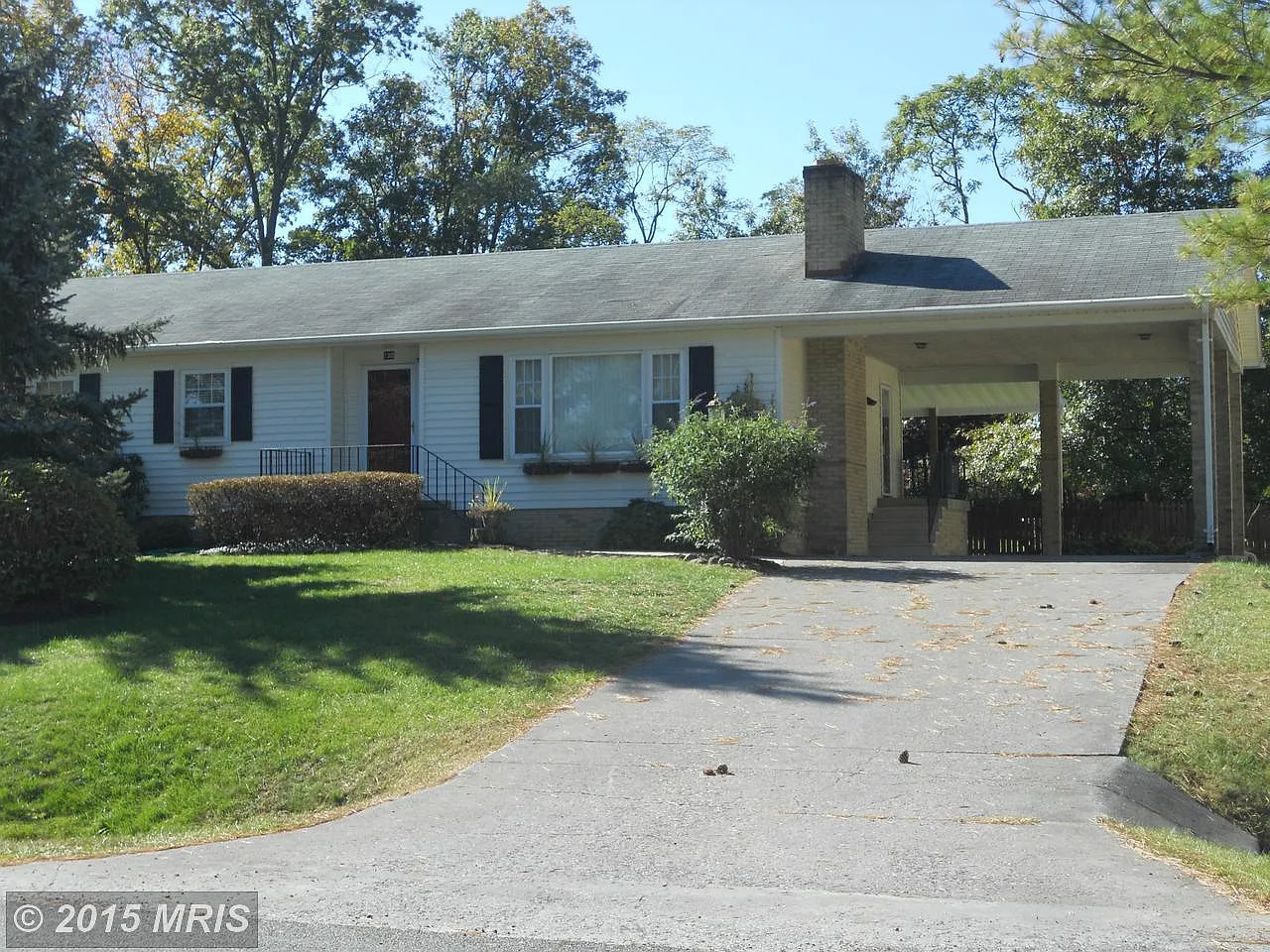 130 Buckingham Dr photo 1