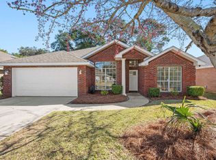 827 Whitrock Ln, Fort Walton Beach, FL 32547