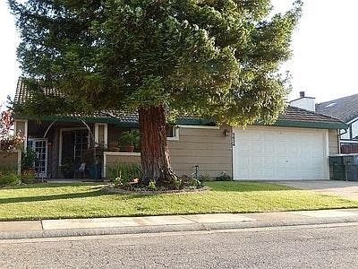 1st image of 5634 Bolton Way