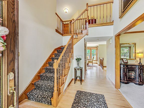 4th image of 761 Kylemore Dr