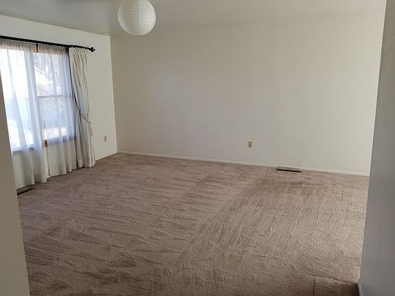 5th image of 6520 Dublin Cir