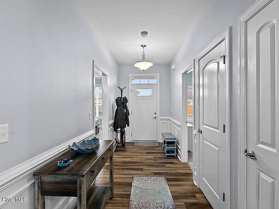 5th image of 5629 Claremont Court