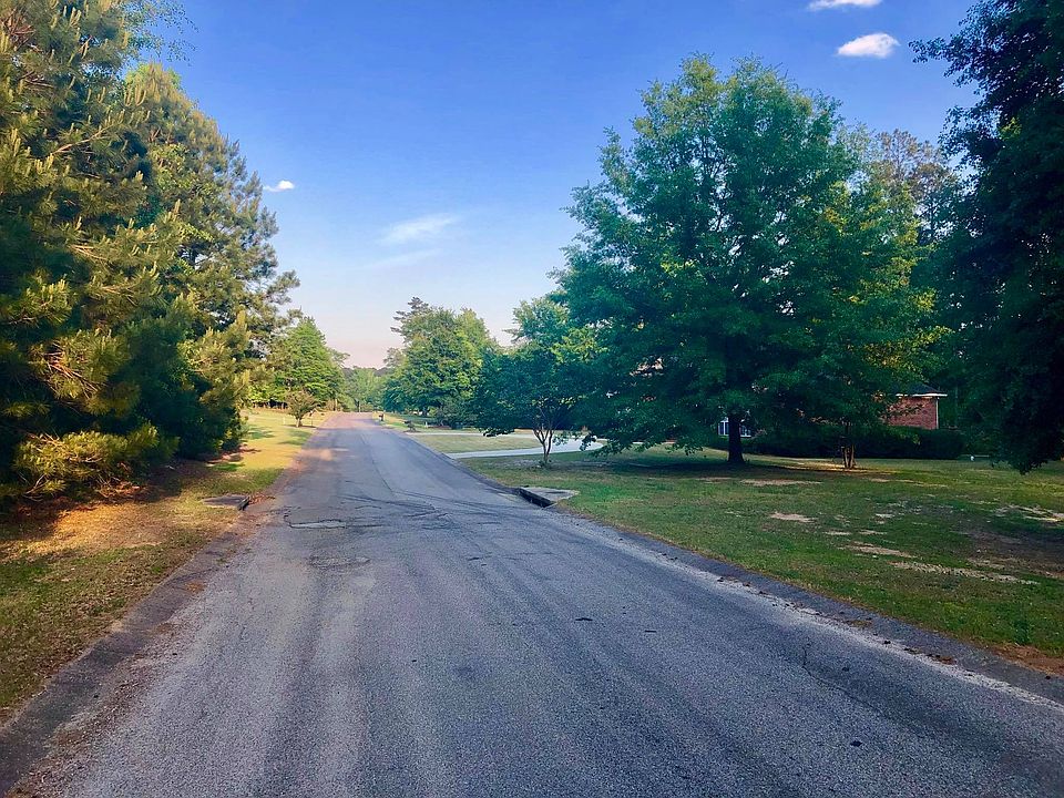 1st image of 207 Summercreek Dr