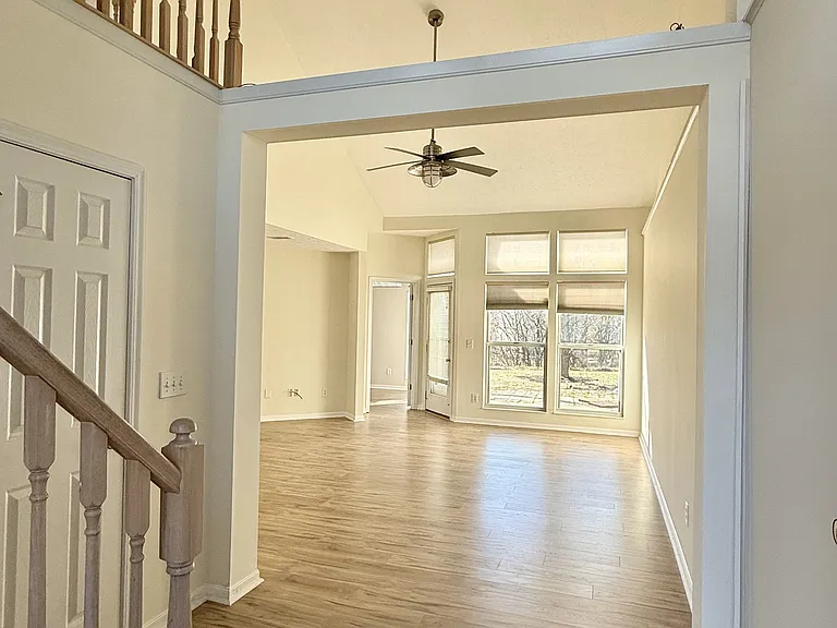 4345 Towneside Ct — Photo 2